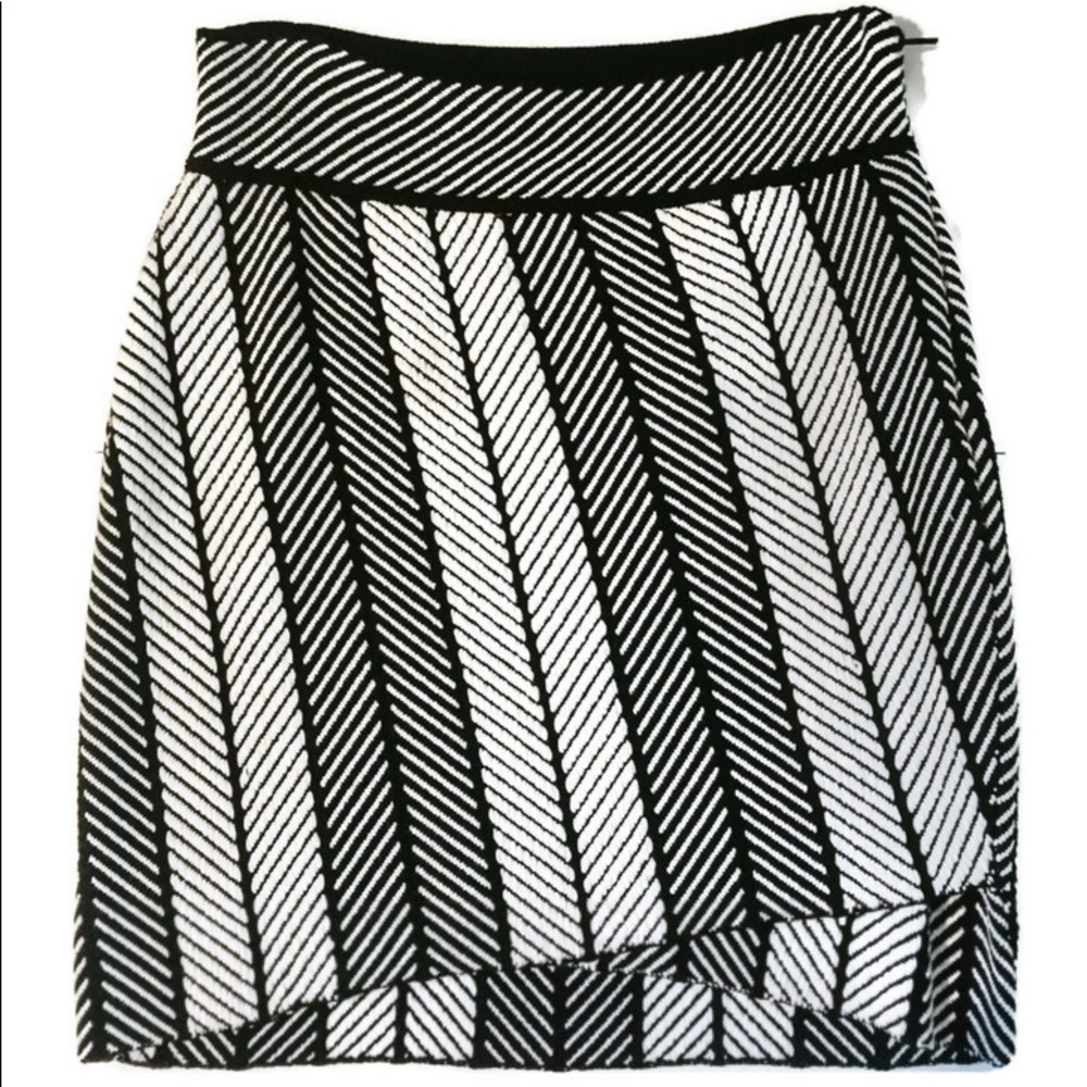 Maje woven knit skirt black and cream asymmetric